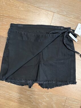 Westbound Black Wrap-Front Frayed Hem Skort build in Shorts
